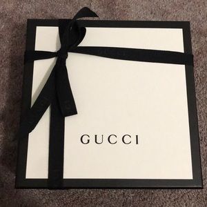 BRAND NEW men’s GUCCI wallet
